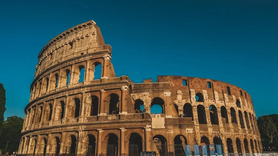 Colosseum, locuri de vizitat în Roma