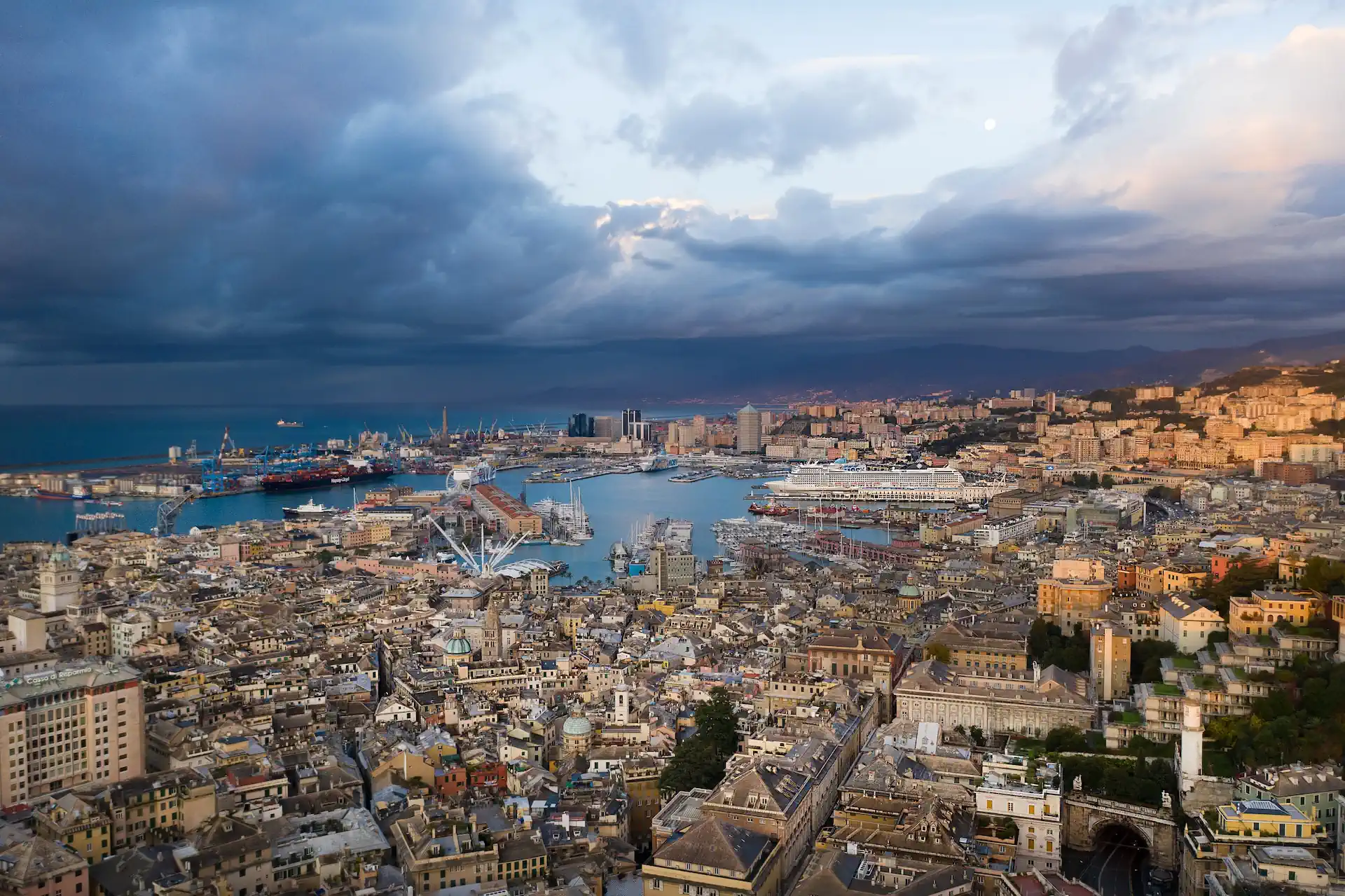 Obiective turistice Genova locuri de vizitat frumoase