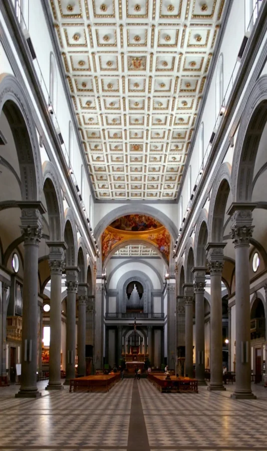Poză cu Bazilica San Lorenzo din Florența în interior