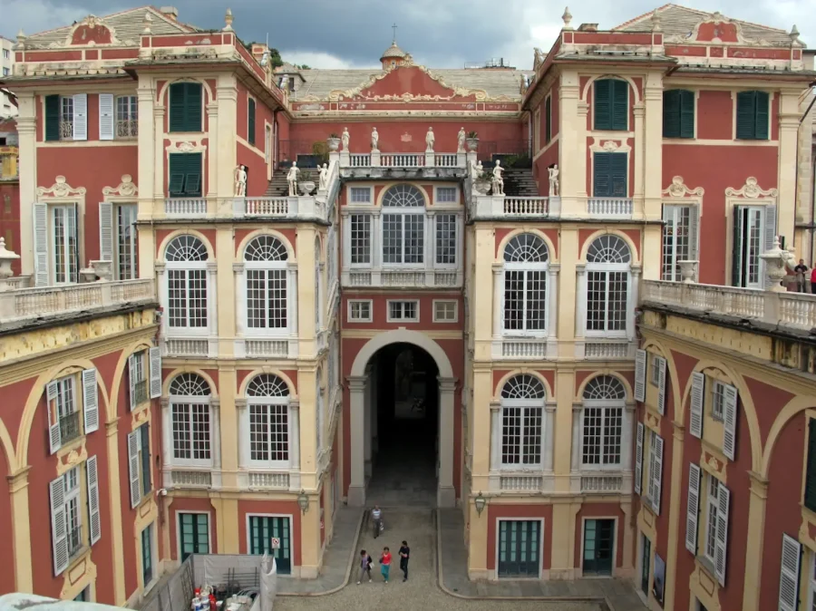 Obiective turistice Genova Palatul Regal